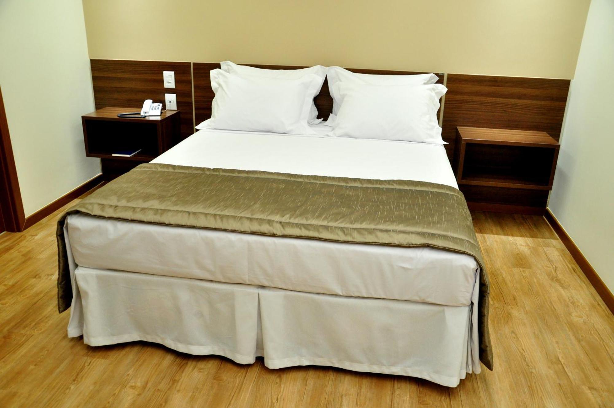 Hotel Mohave 캄푸그란지 객실 사진